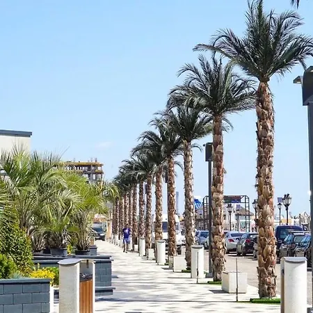 Maya Luxury Alezzi Beach Apartment *
