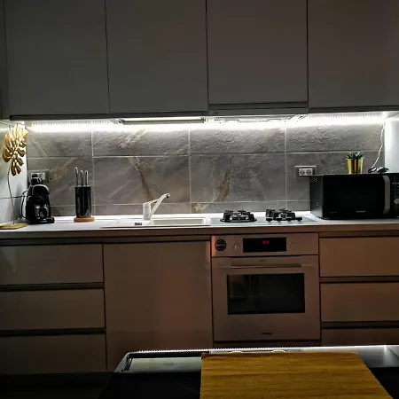 Maya Luxury Alezzi Apartment